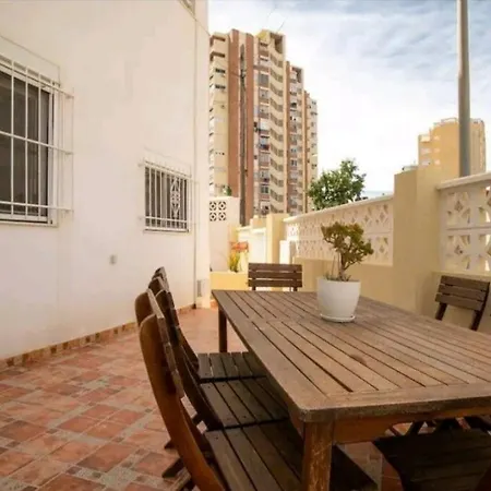Stylish And Spacious Studio -4 Minutes Walk To Beach Alicante Exterior photo